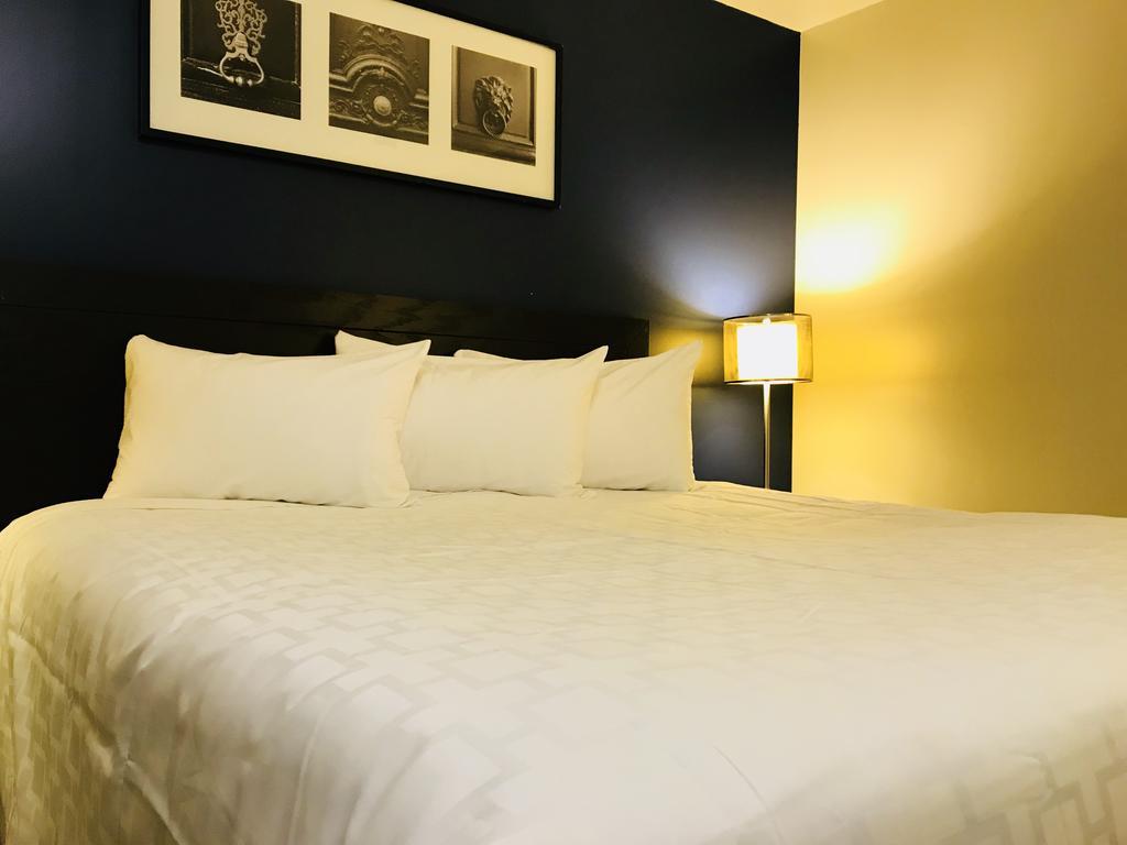 Empire Inn & Suites Penhold 외부 사진